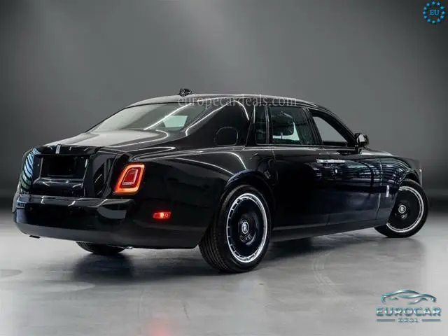 Rolls-Royce Phantom