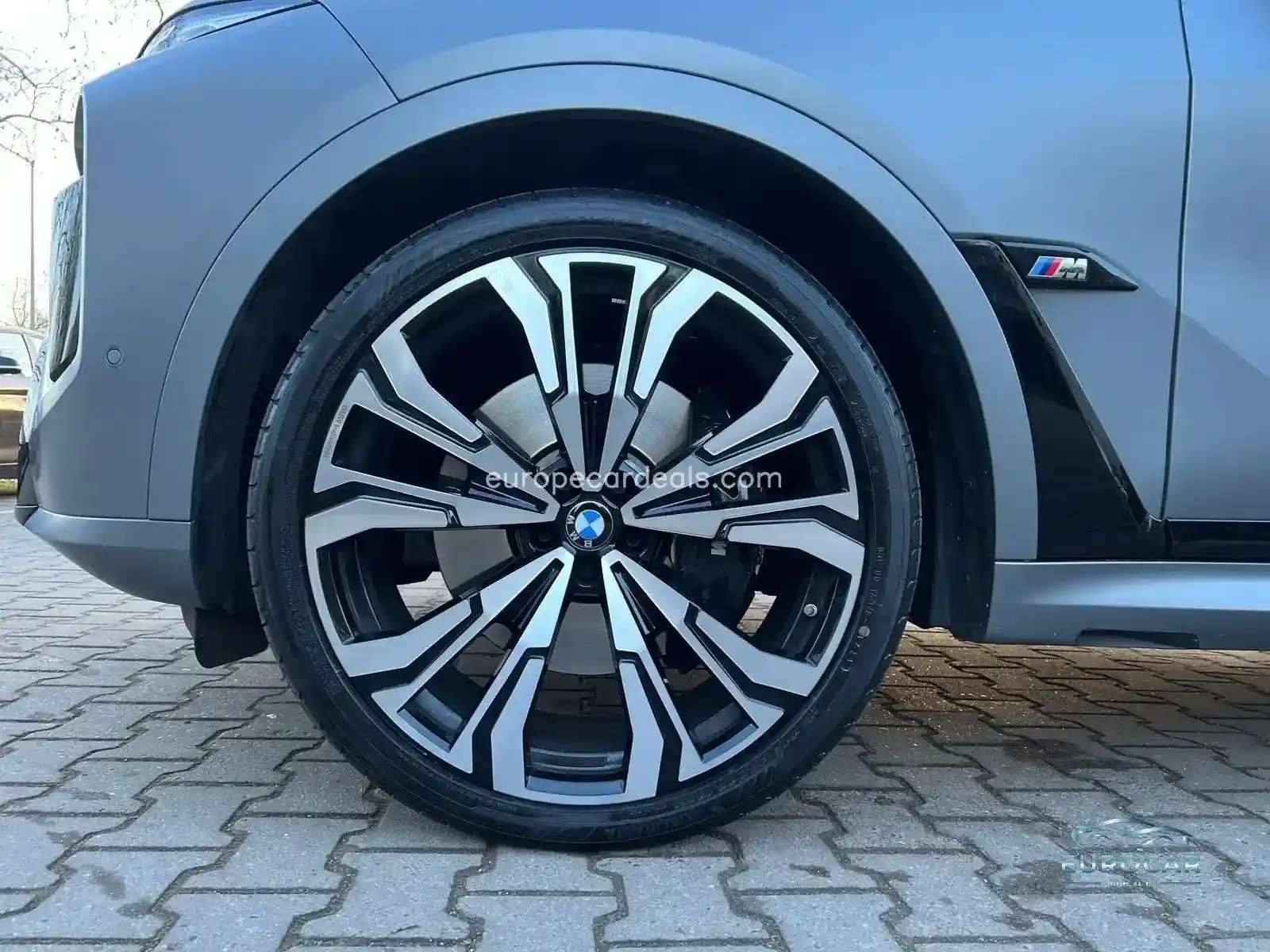 BMW X7 M60