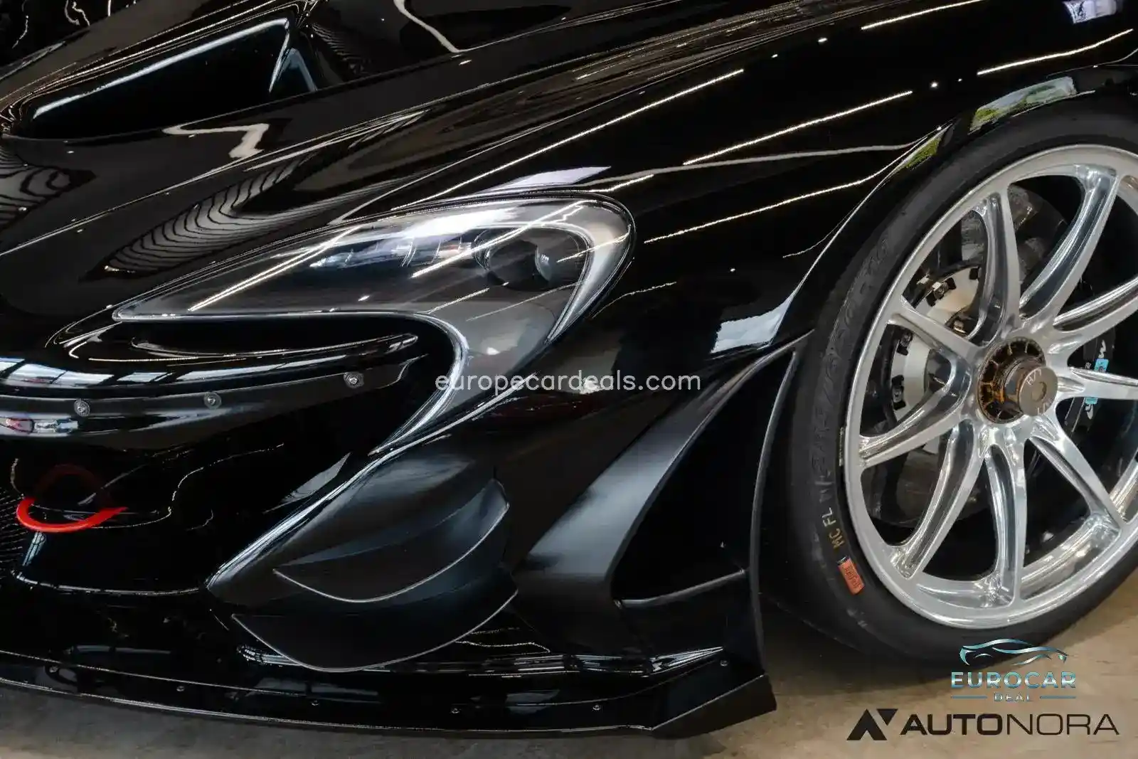 McLaren P1