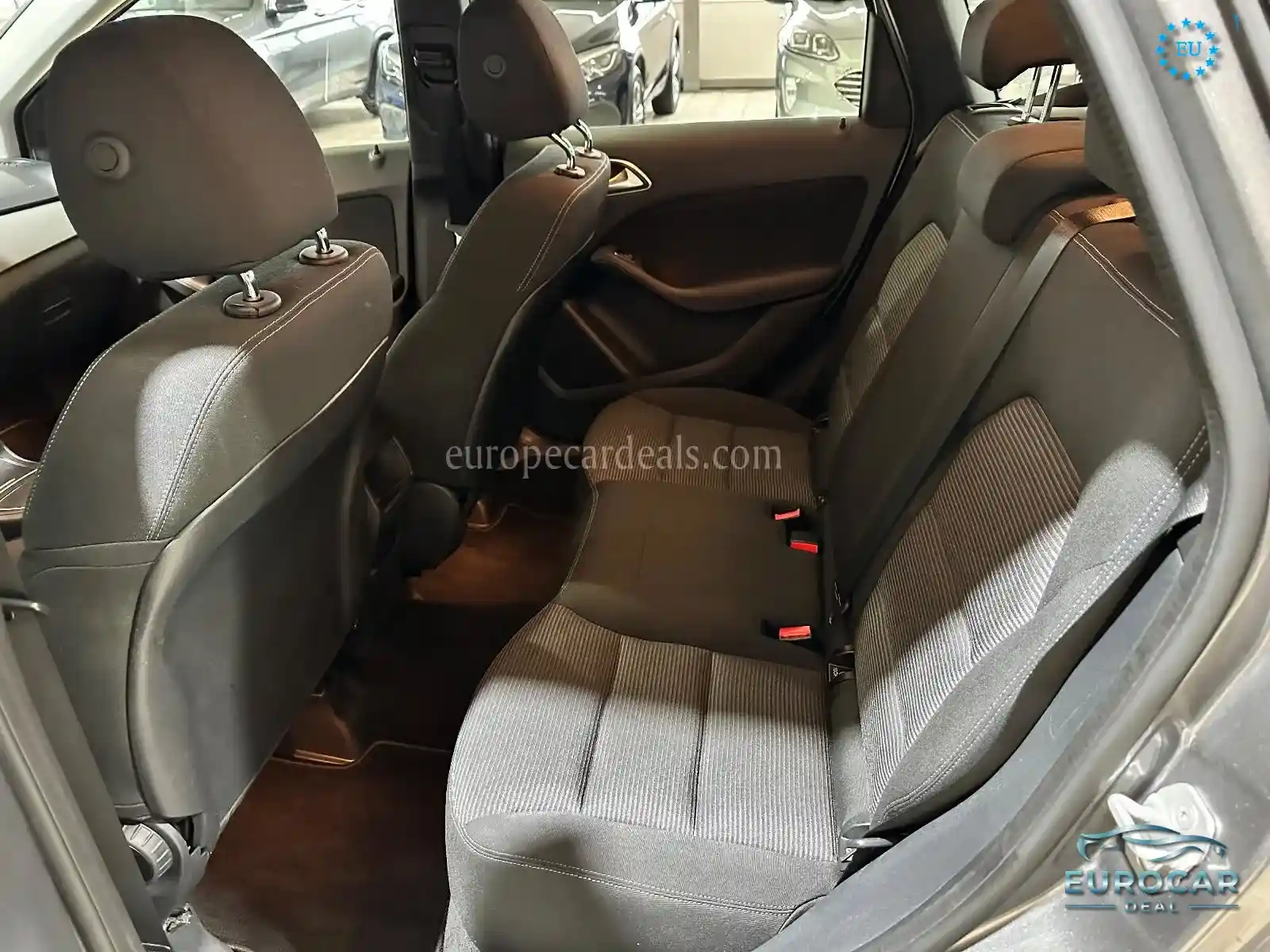 Mercedes-Benz B 220