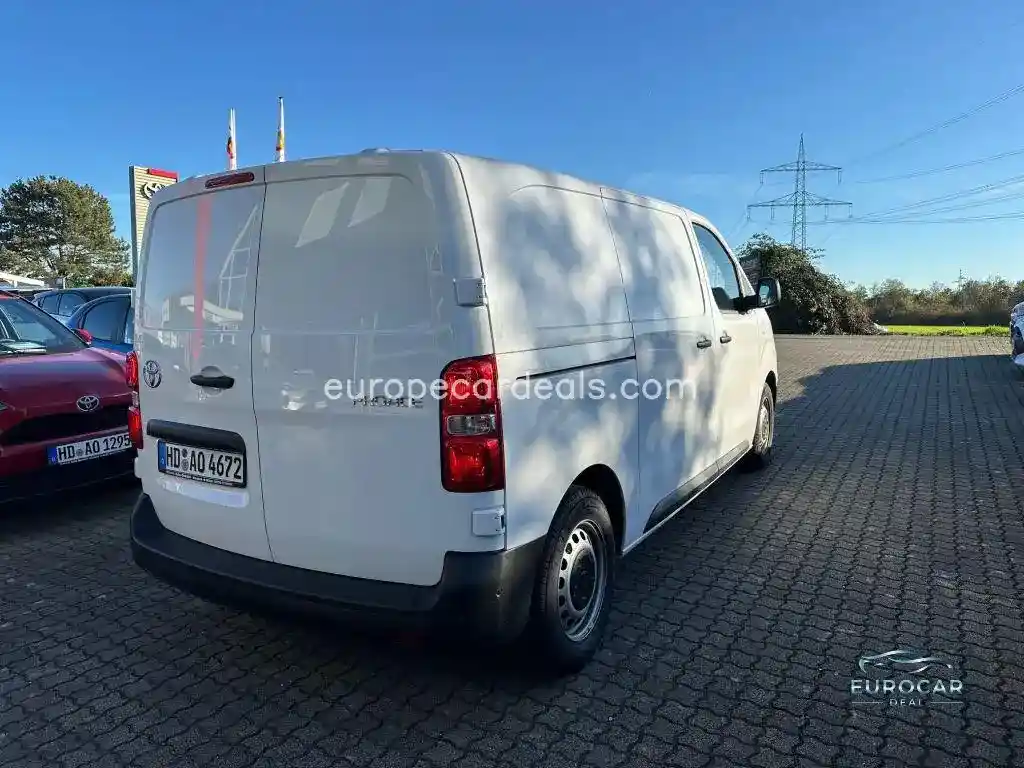 Toyota Proace (Verso)