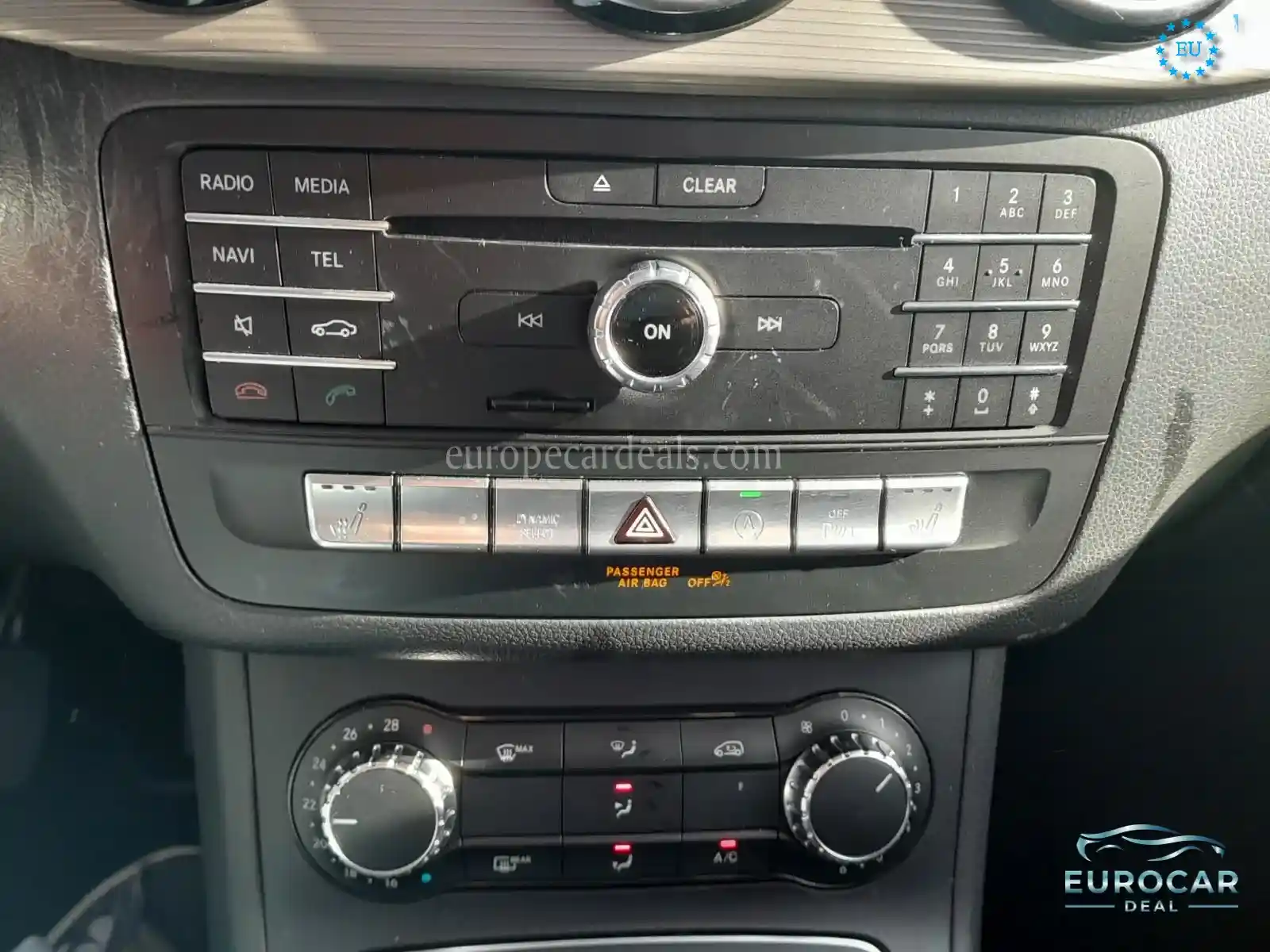 Mercedes-Benz B 180
