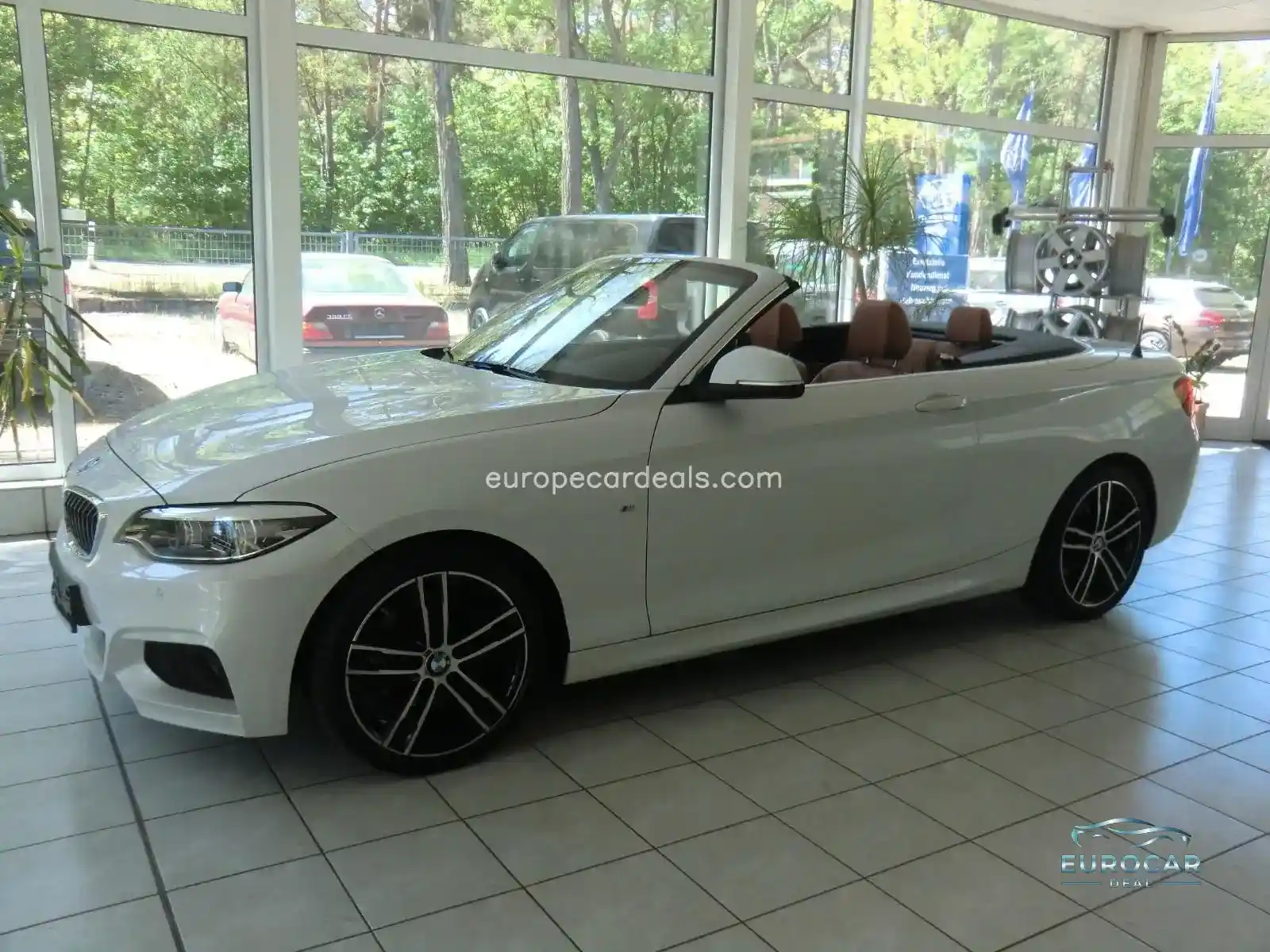 BMW 225