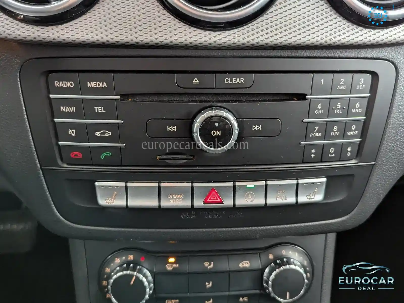 Mercedes-Benz B 180