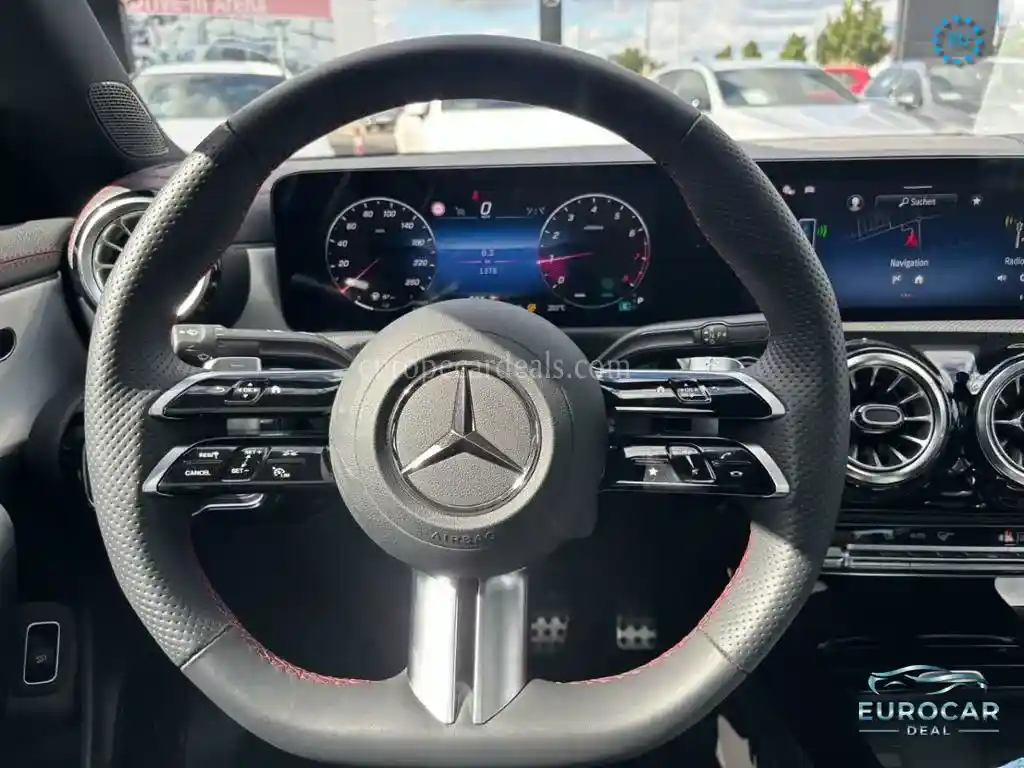Mercedes-Benz CLA 200