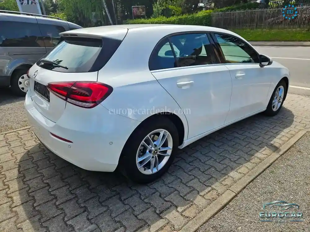 Mercedes-Benz A 180