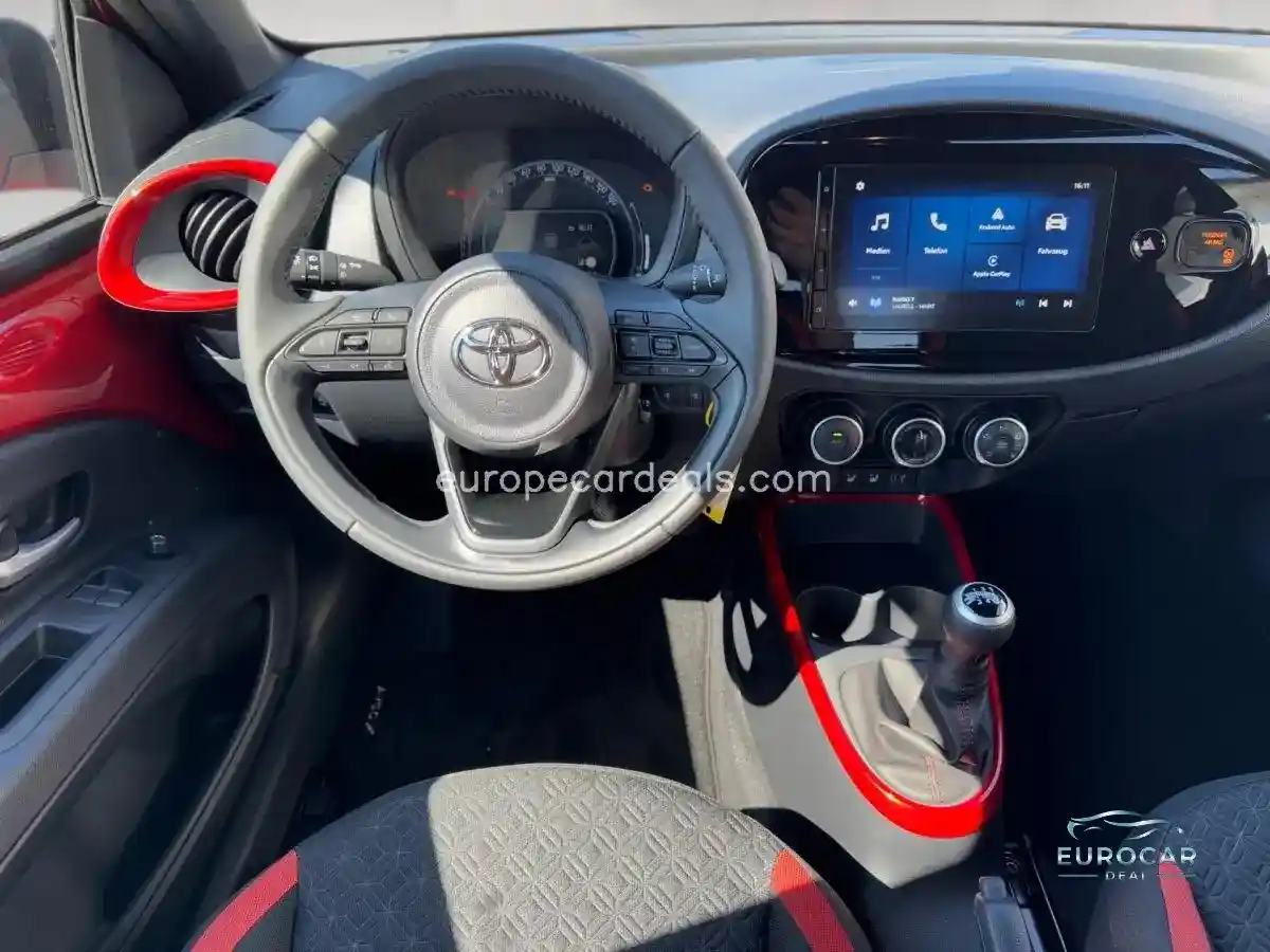 Toyota Aygo (X)