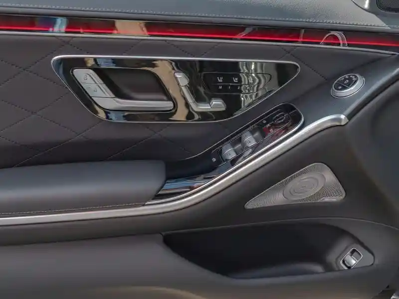 Mercedes-Benz S 500
