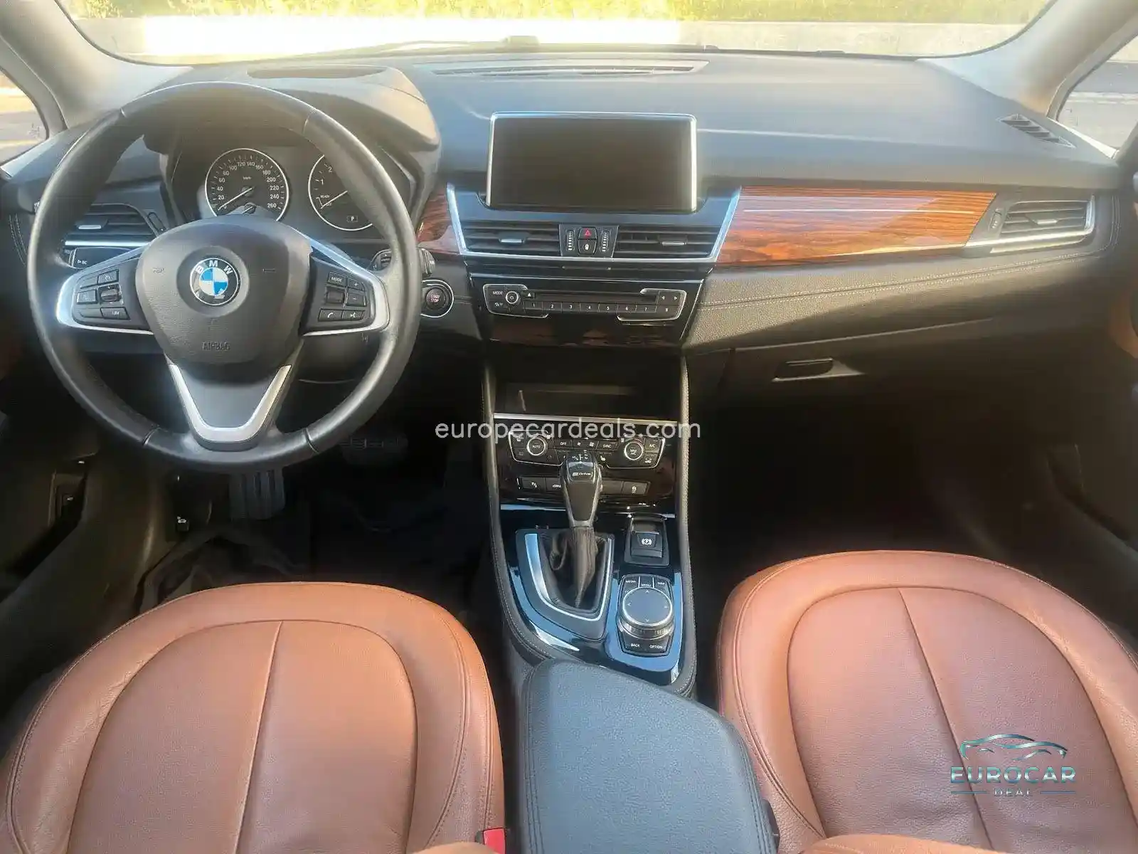 BMW 225