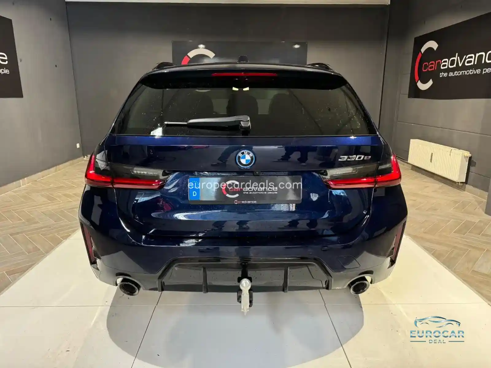 BMW 330