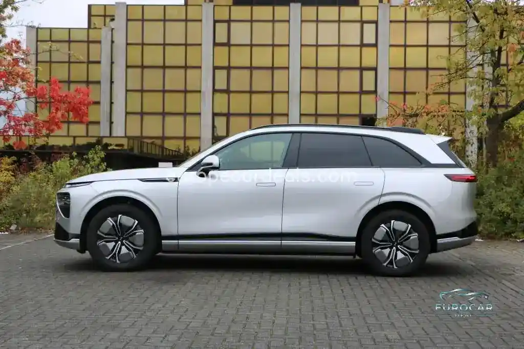 XPENG G9