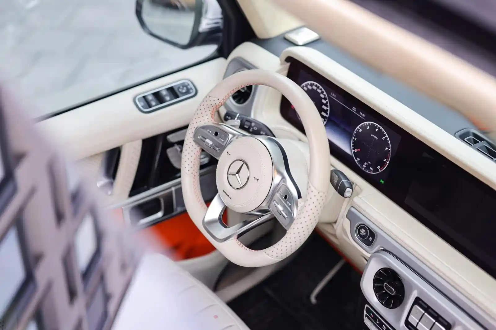 Mercedes-Benz G 500
