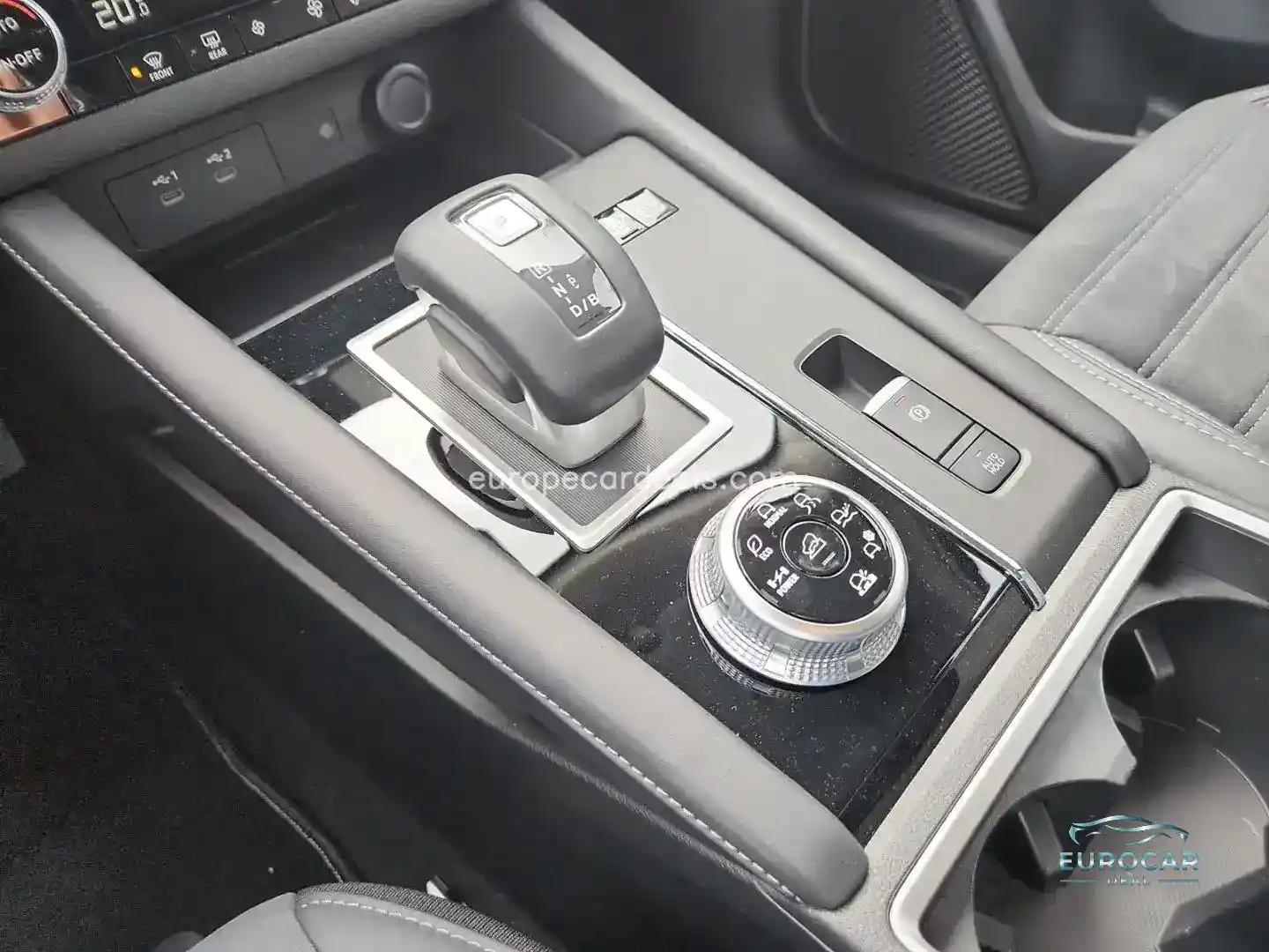 Mitsubishi Plug-in Hybrid Outlander