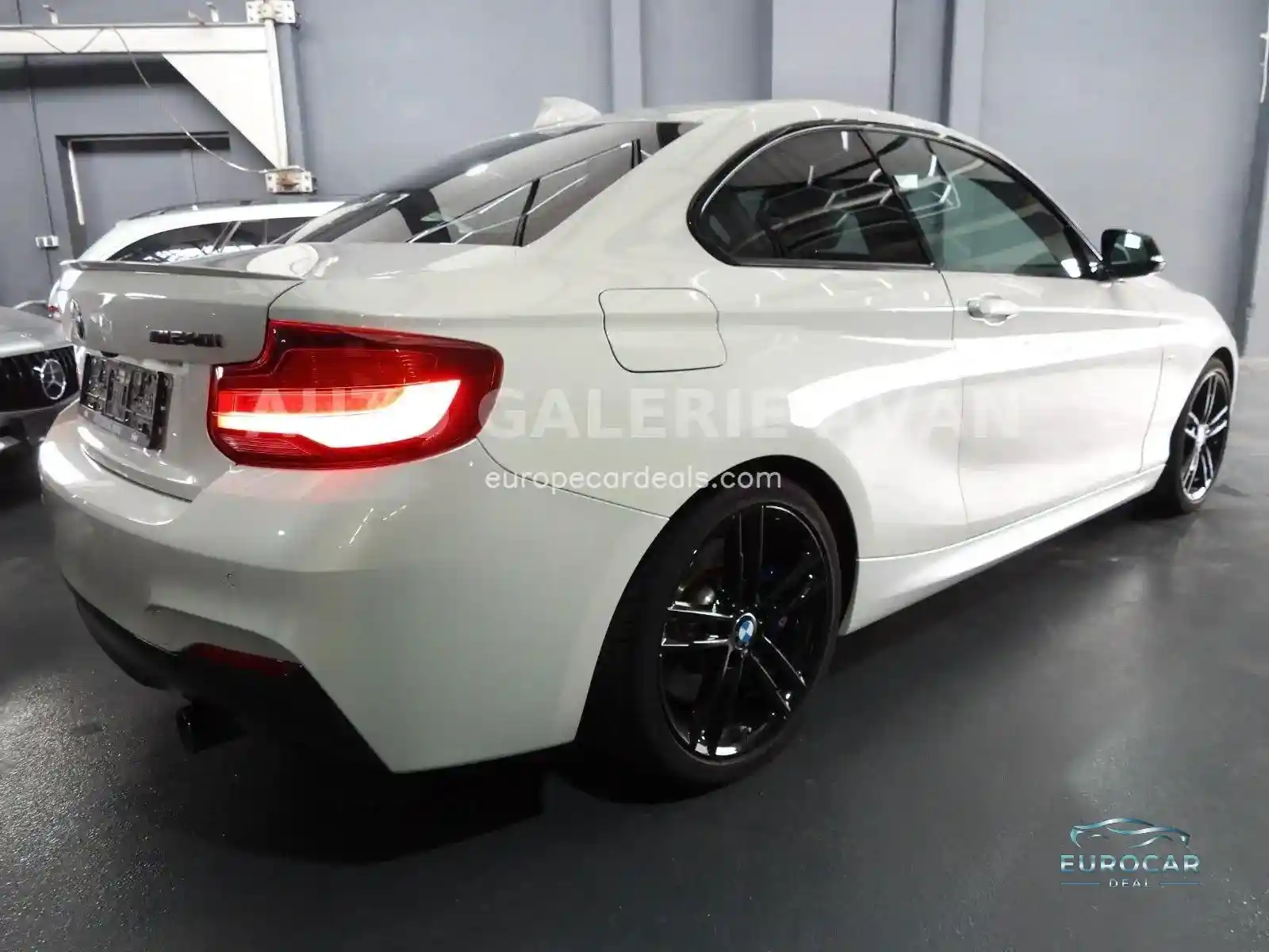 BMW M240i