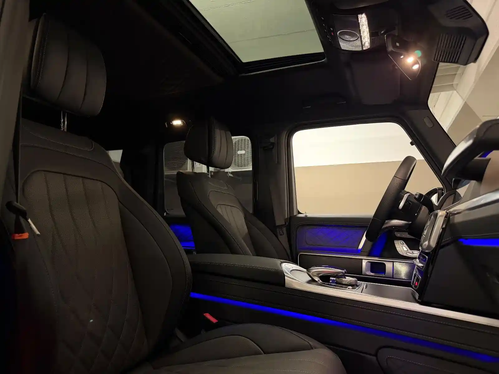 Mercedes-Benz G 500