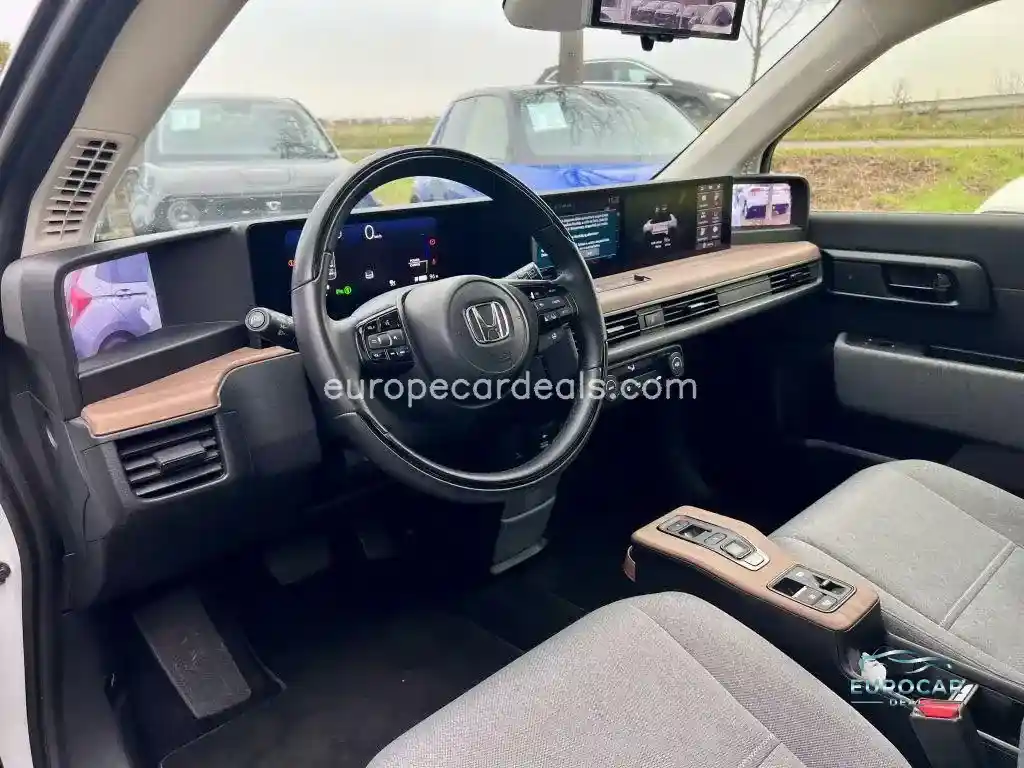 Honda e