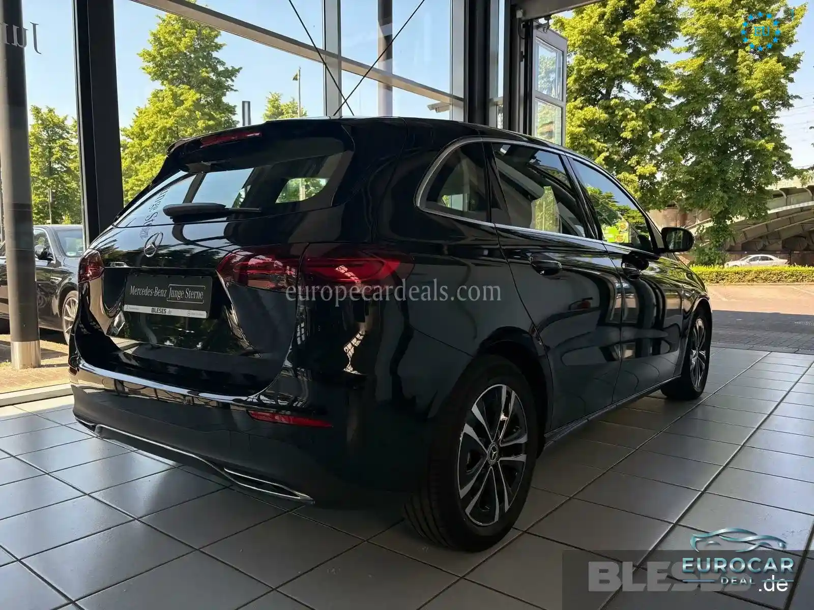 Mercedes-Benz B 200