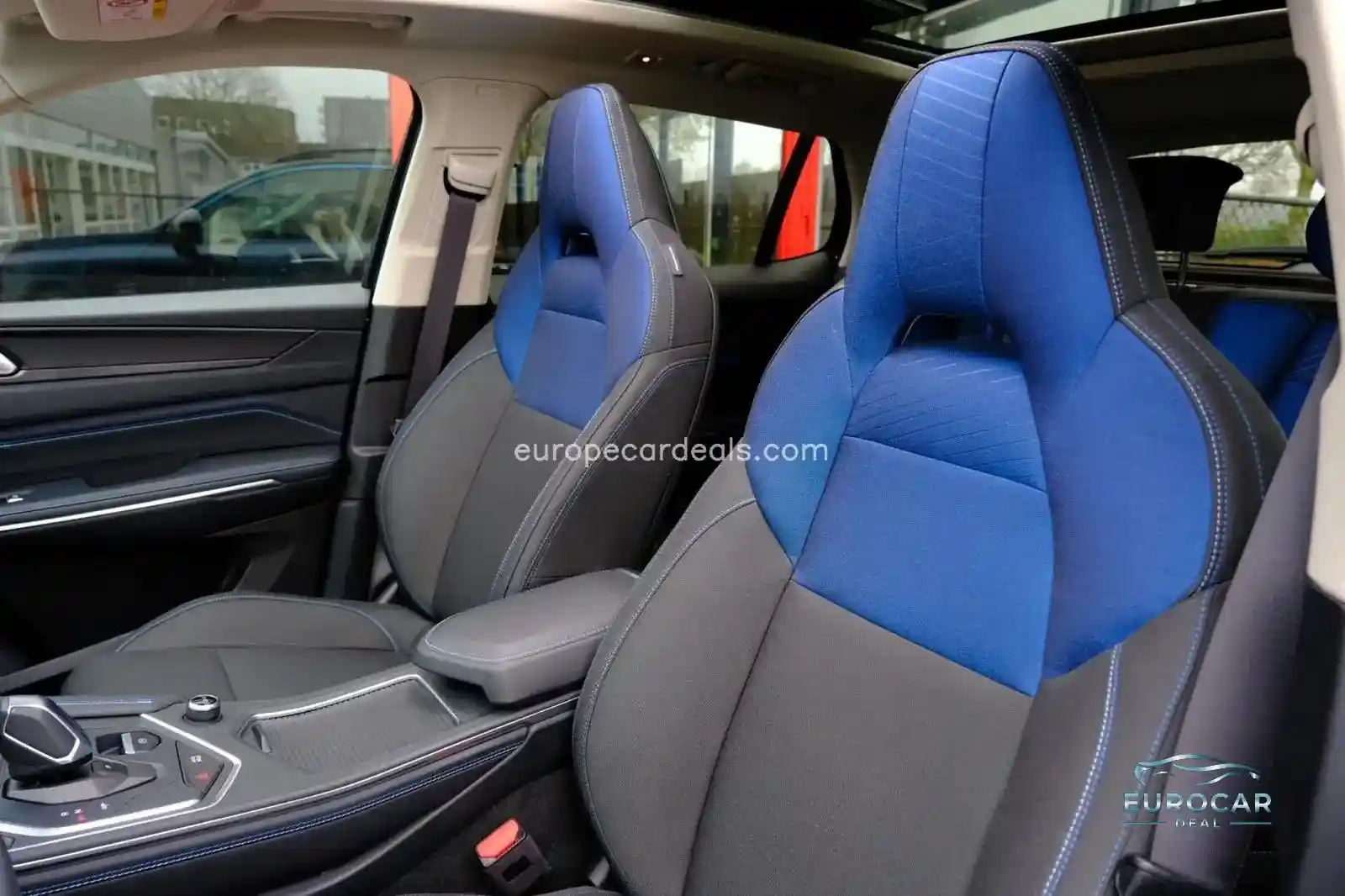 Lynk&Co 01