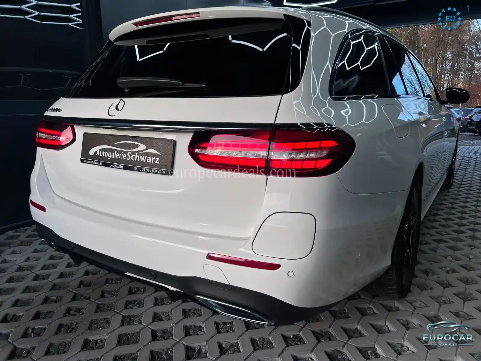 Mercedes-Benz E 300