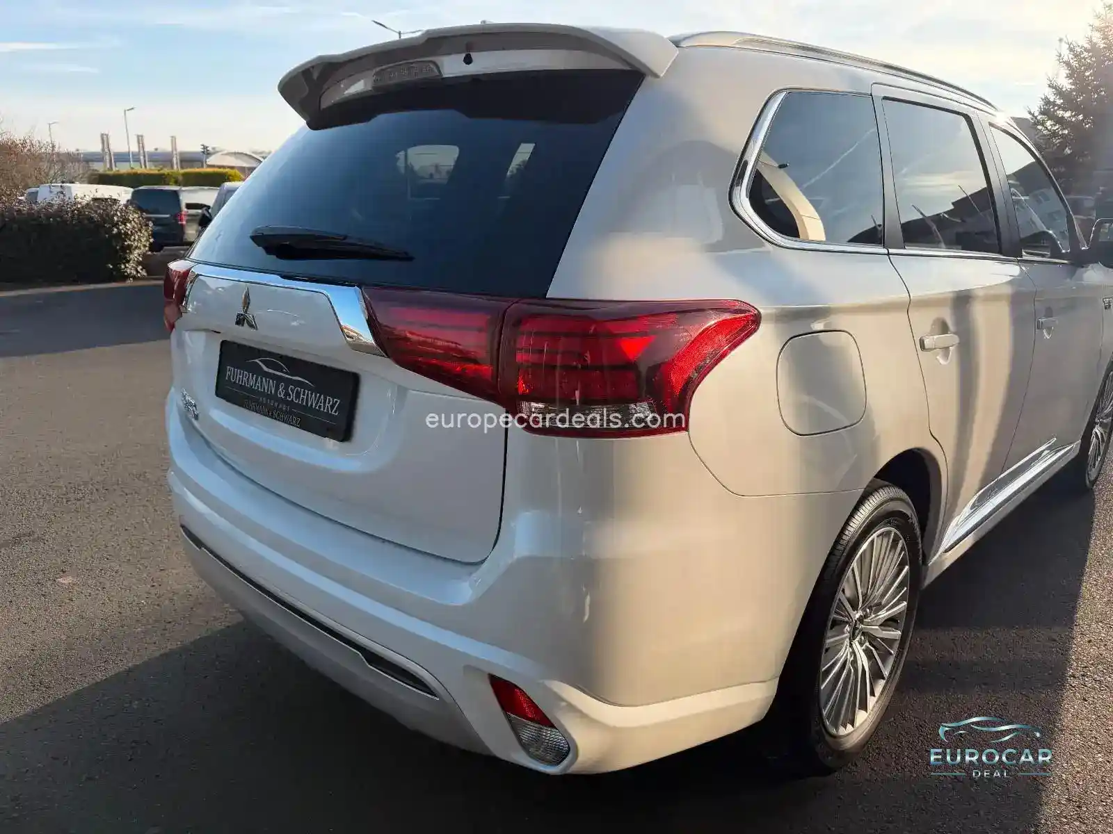 Mitsubishi Plug-in Hybrid Outlander