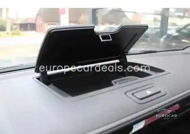 4×4 Double Cab V-CROSS Automatik