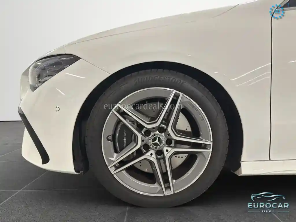 Mercedes-Benz CLA 200 Shooting Brake