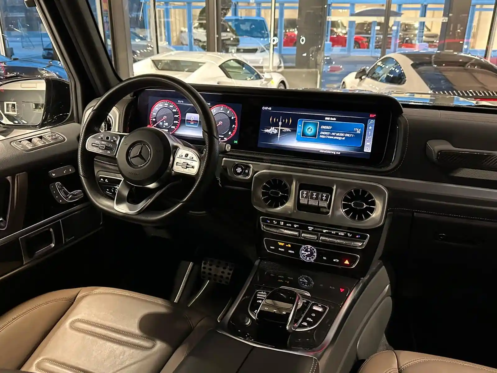 Mercedes-Benz G 500