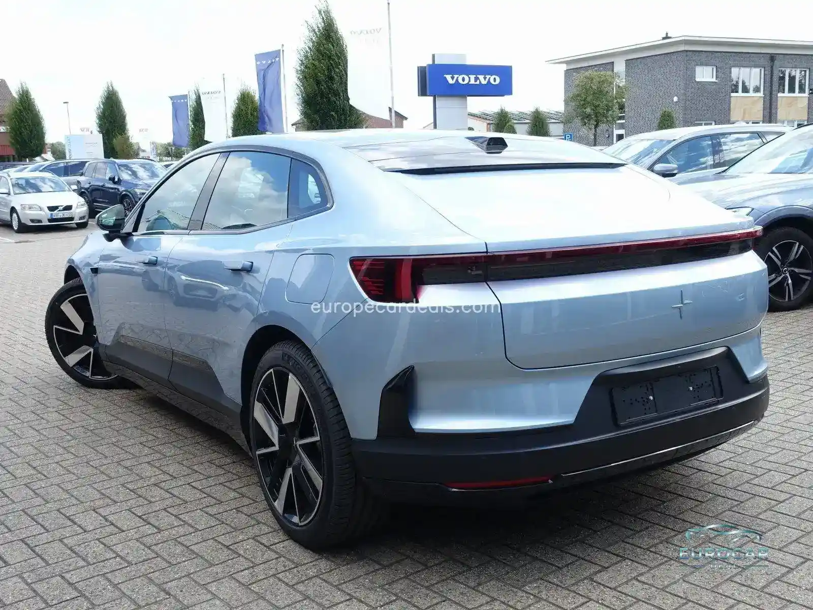Polestar 4