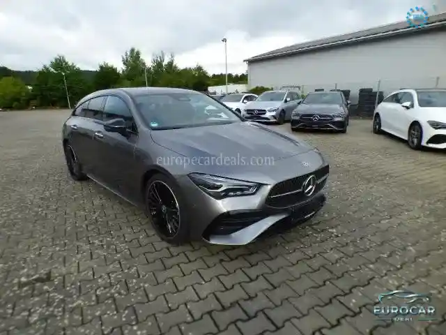 Mercedes-Benz CLA 200 Shooting Brake