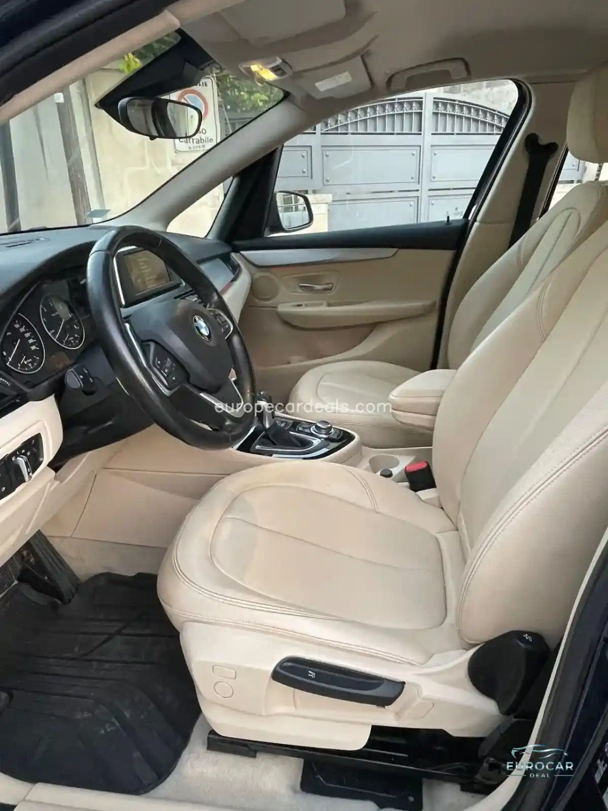 BMW 218