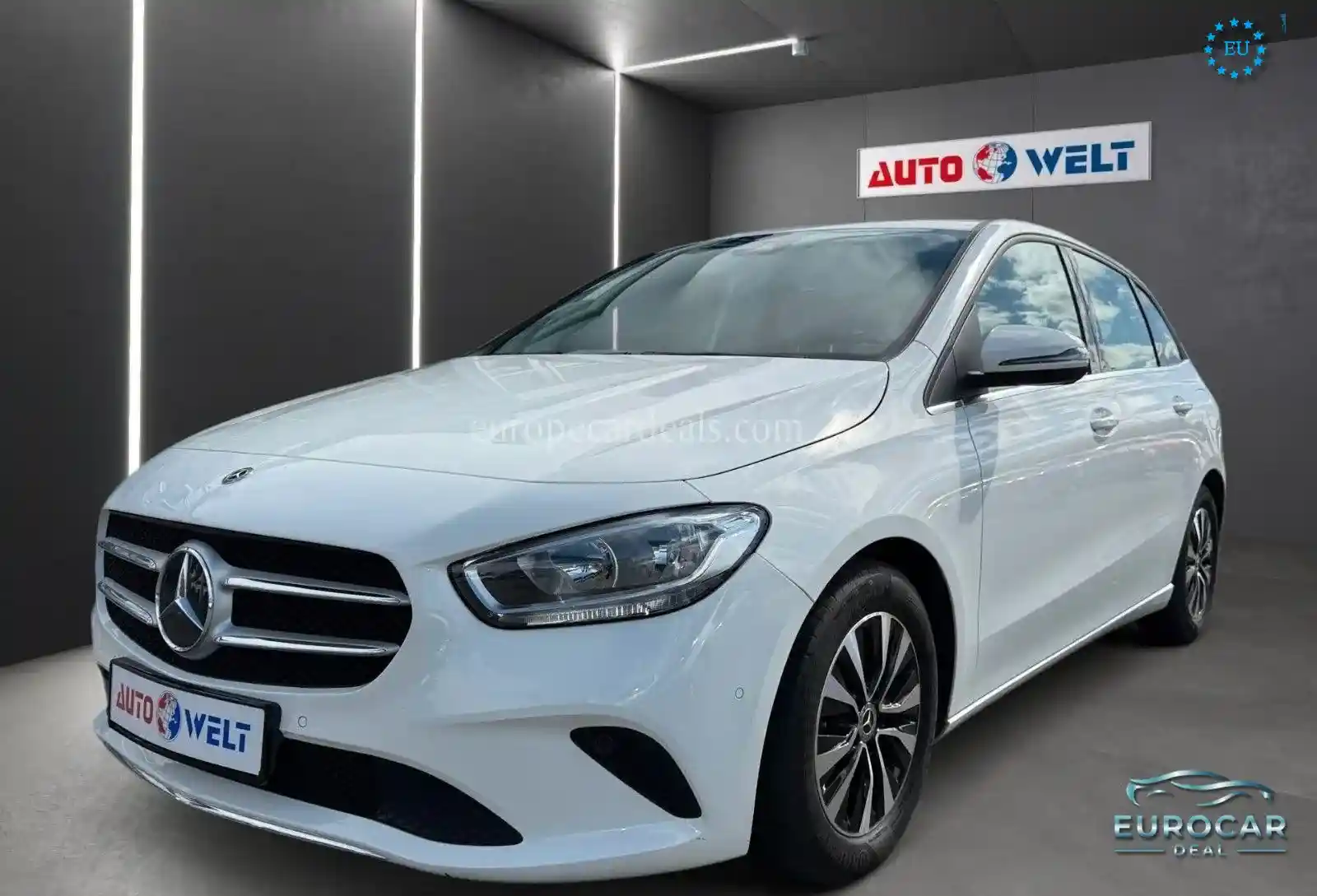 Mercedes-Benz B 180