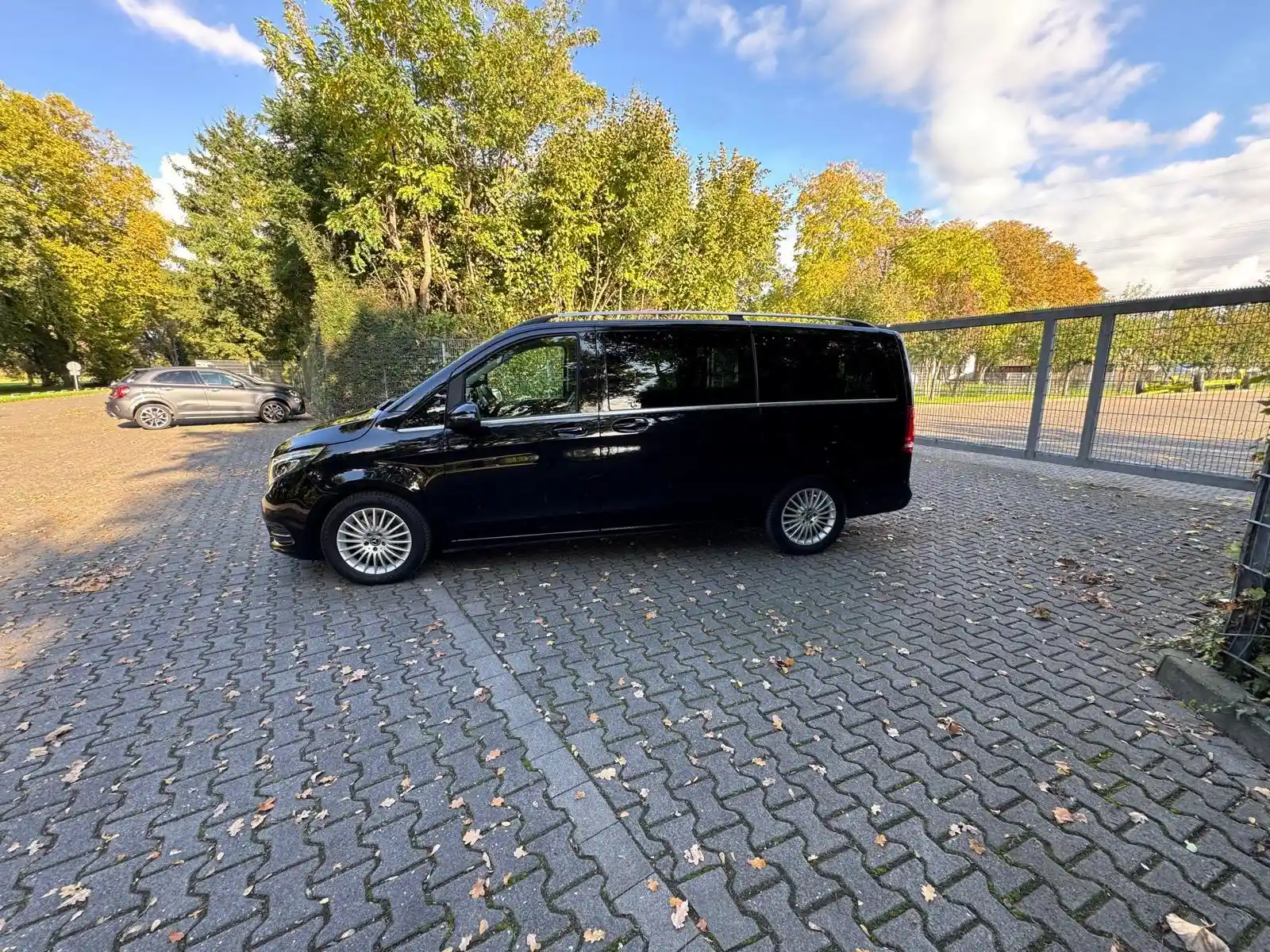 Mercedes-Benz V 250