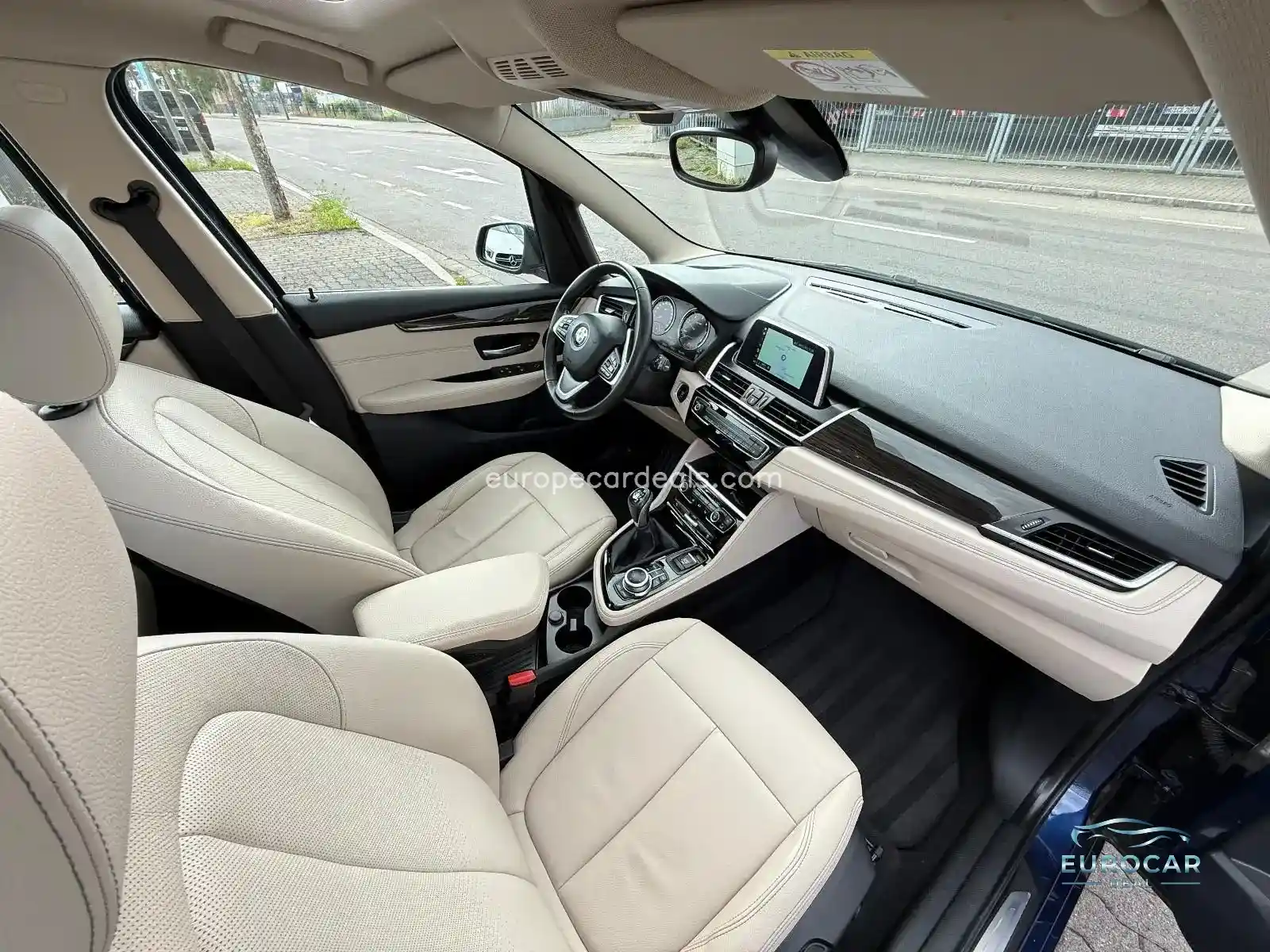 BMW 218