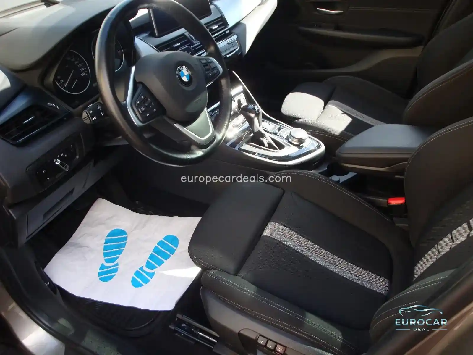 BMW 225