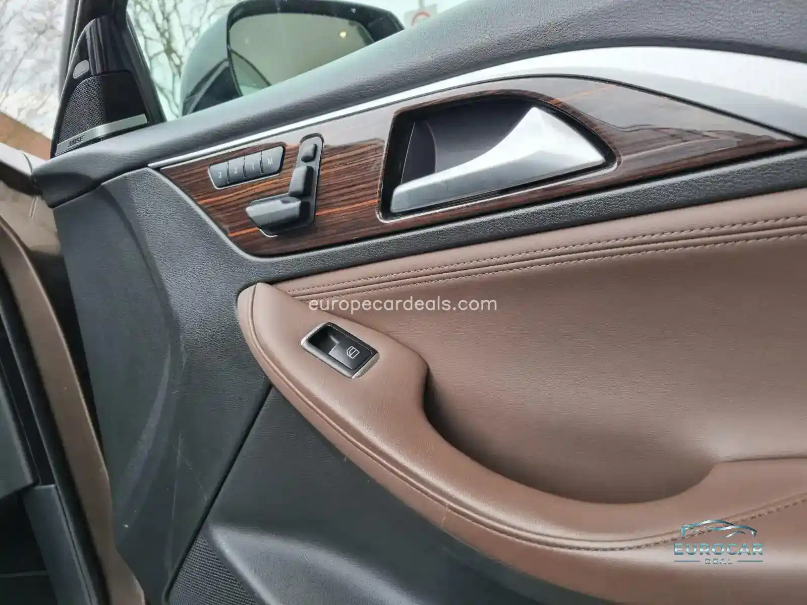 Infiniti QX30