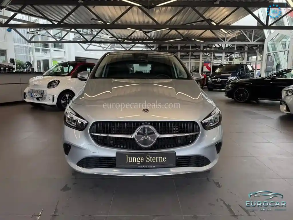 Mercedes-Benz B 220