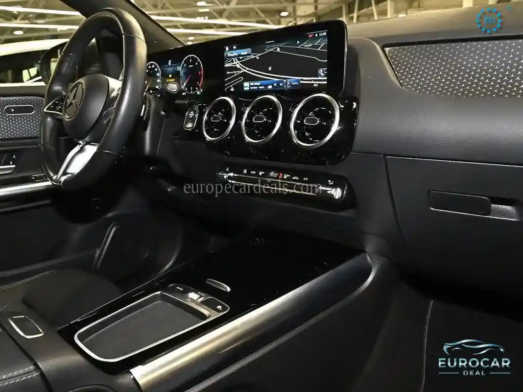 Mercedes-Benz B 180