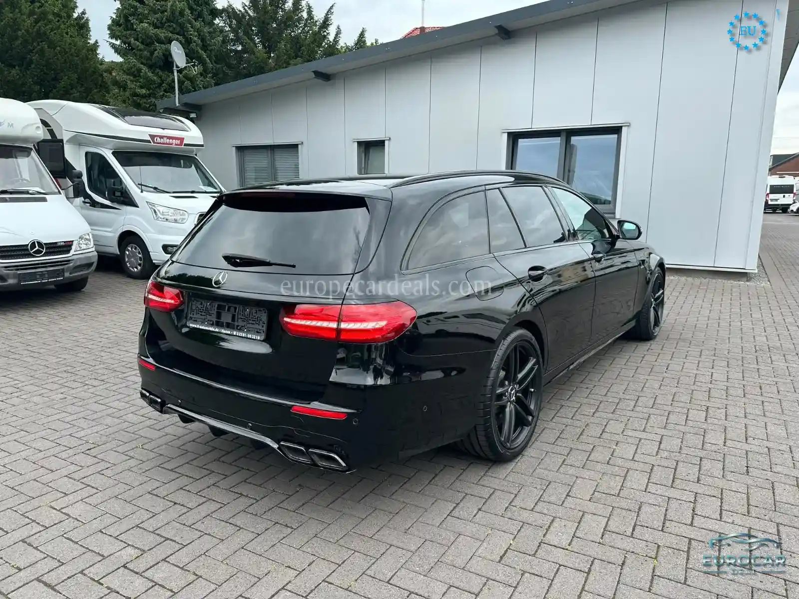 Mercedes-Benz E 63 AMG