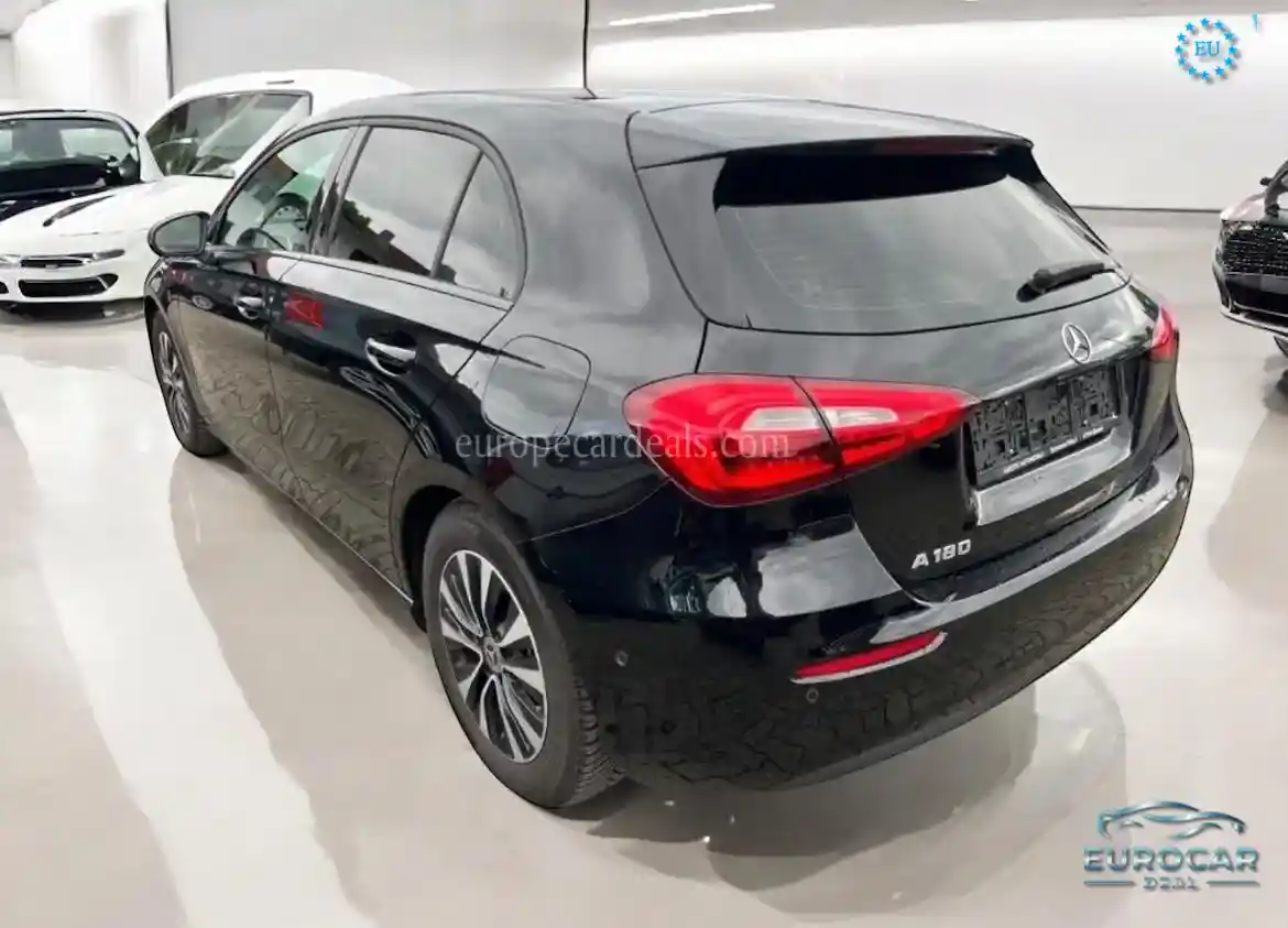 Mercedes-Benz A 180