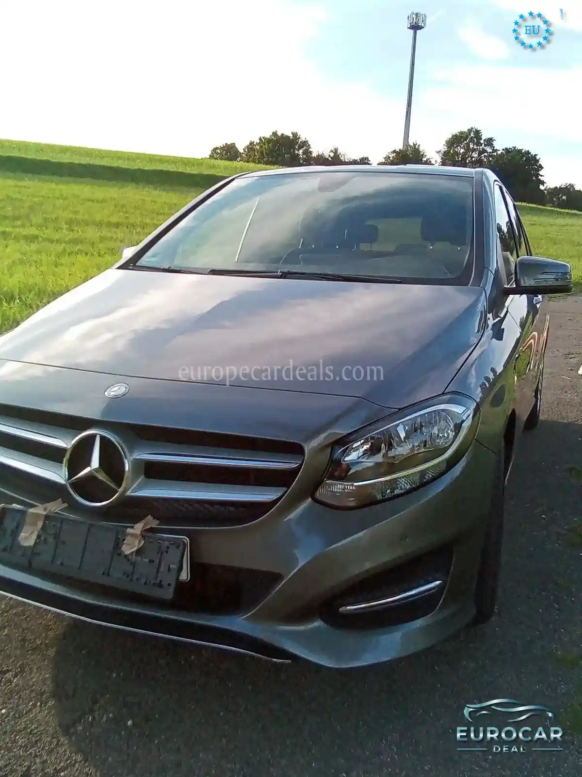 Mercedes-Benz B 180