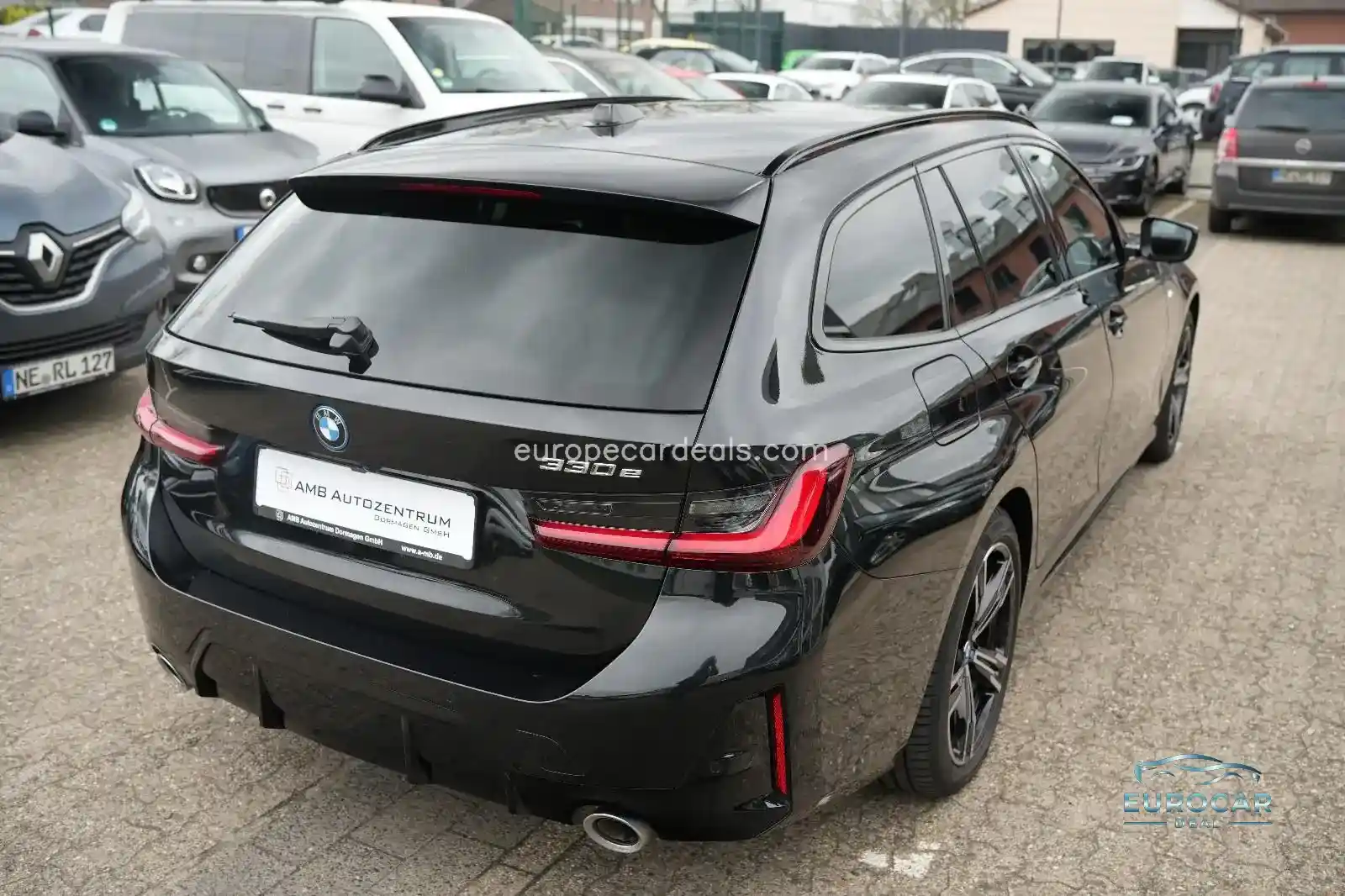 BMW 330