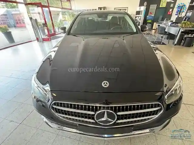 Mercedes-Benz E 300