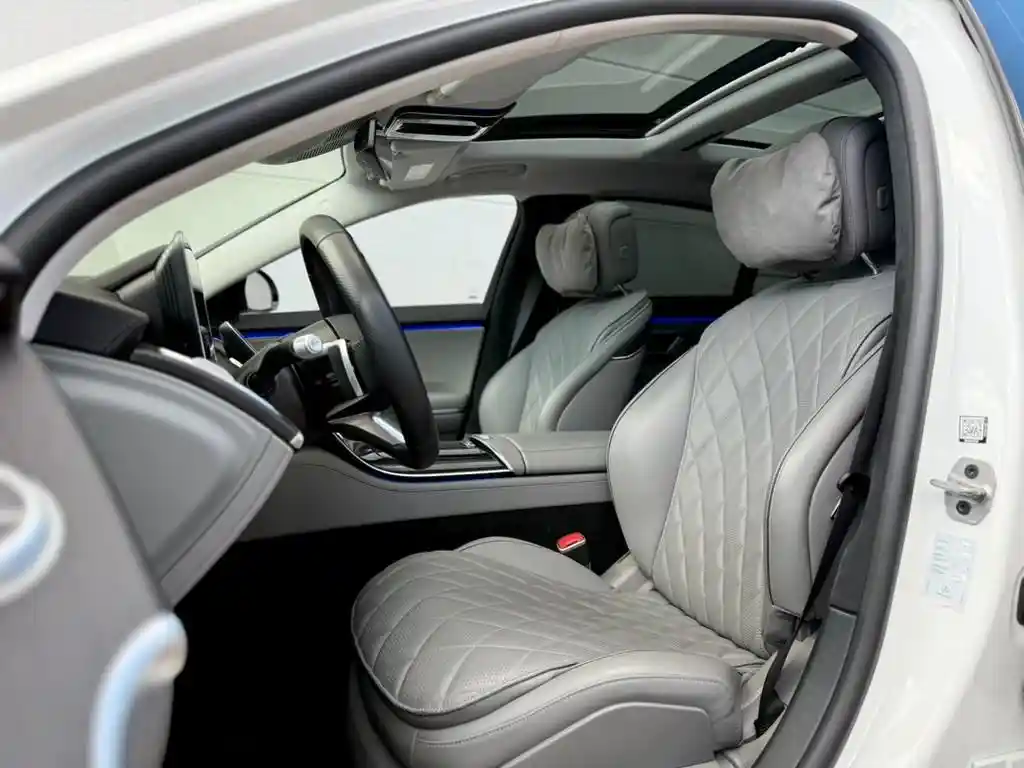 Mercedes-Benz S 500