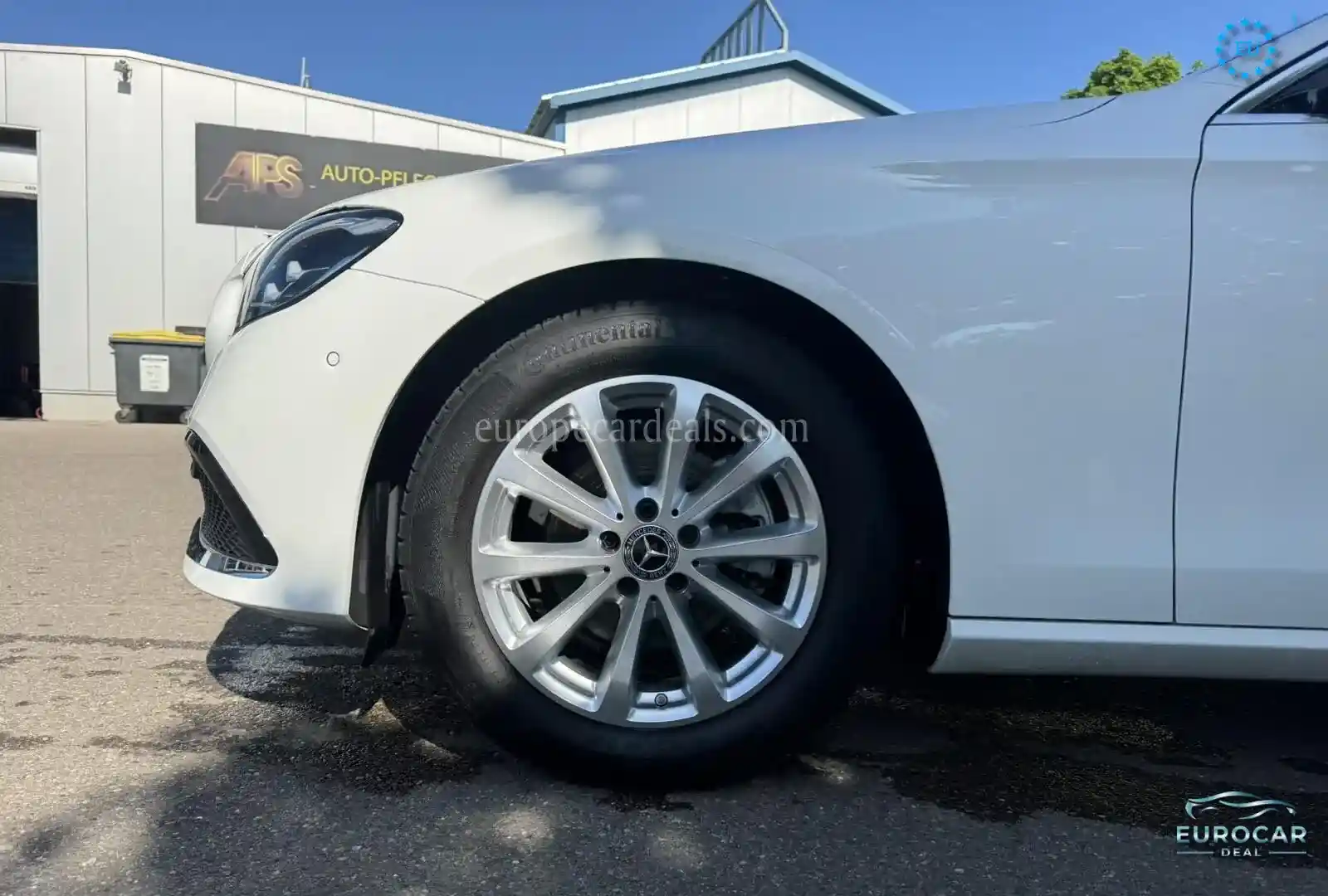 Mercedes-Benz E 220