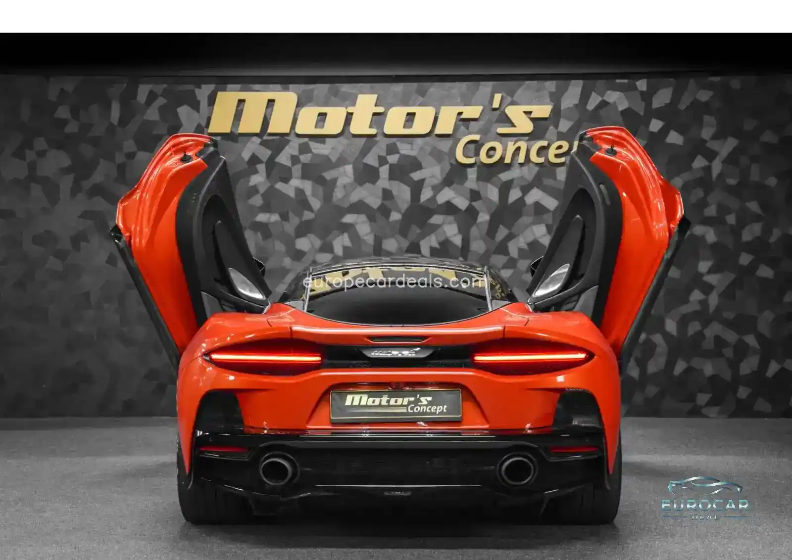 McLaren GT