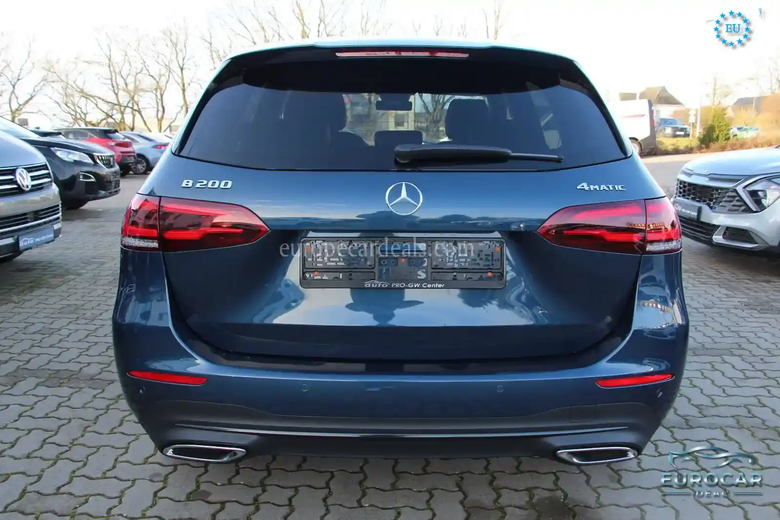 Mercedes-Benz B 200