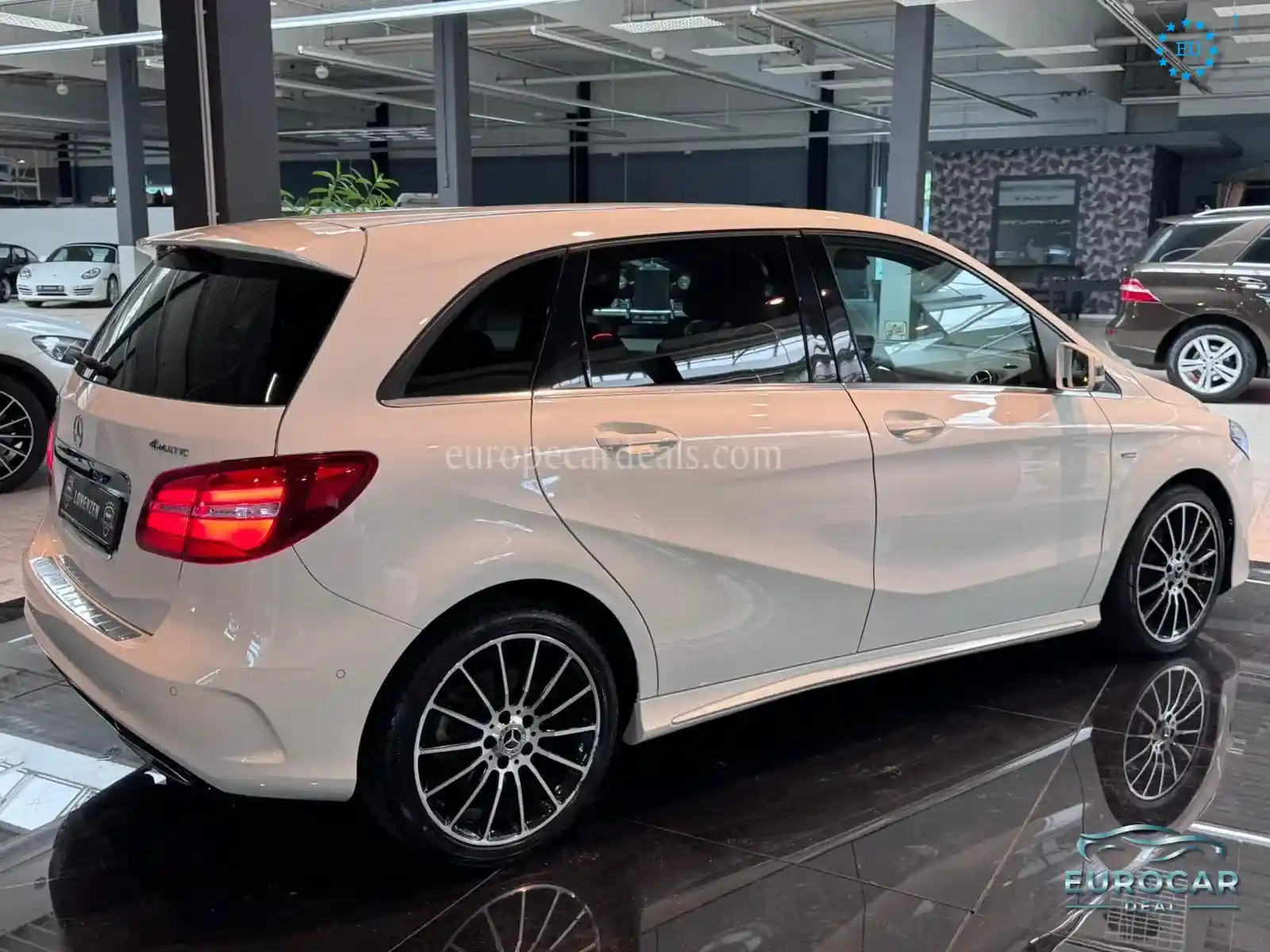 Mercedes-Benz B 220
