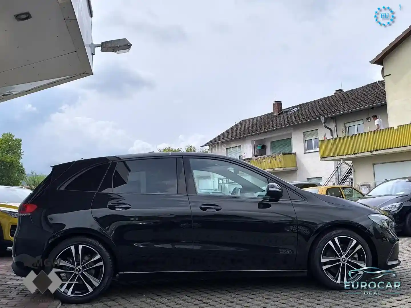 Mercedes-Benz B 220