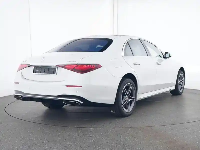 Mercedes-Benz S 500