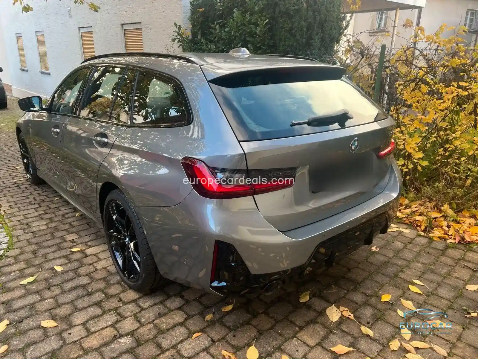 BMW 330